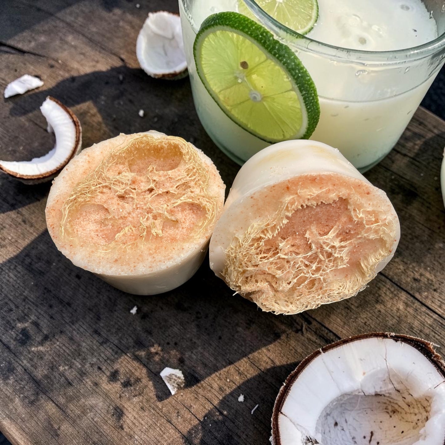 Sol de Malibu • Exfoliating Loofah Spa Soap Body Bar